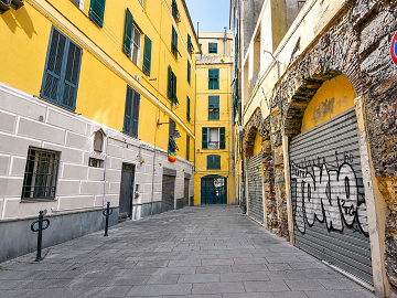 AFFITTO CENTRO STORICO: Camera all’interno di un elegante palazzo storico in appartamento condiviso. AFFITTO CENTRO STORICO: Camera all’interno di un elegante palazzo storico in appartamento condiviso.