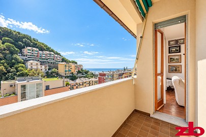 Bogliasco, elegante appartamento di 134 mq con vista mare Bogliasco, elegante appartamento di 134 mq con vista mare