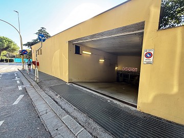 Albaro Piscine, comodo posto auto Albaro Piscine, comodo posto auto