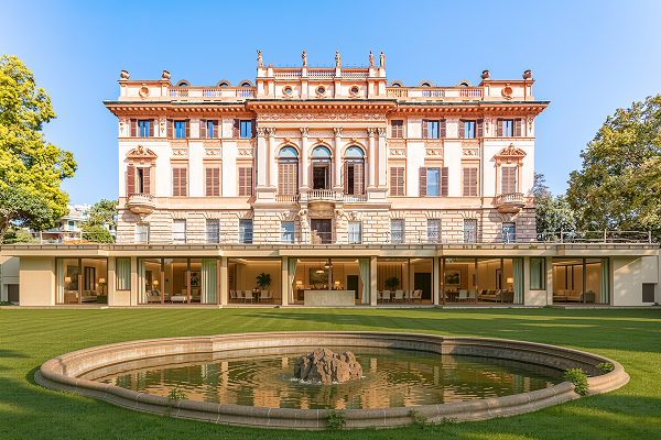 ESCLUSIVA IMMOBILIARE ZB, VILLA RAGGIO – Esclusiva residenza con vista mare