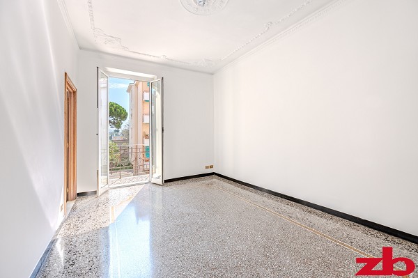 Albaro, Via Cesare Battisti ordinati, luminosi e ampi 100 mq