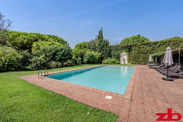 Villa Candida, stupefacente Attico su tre livelli con ascensore interno.